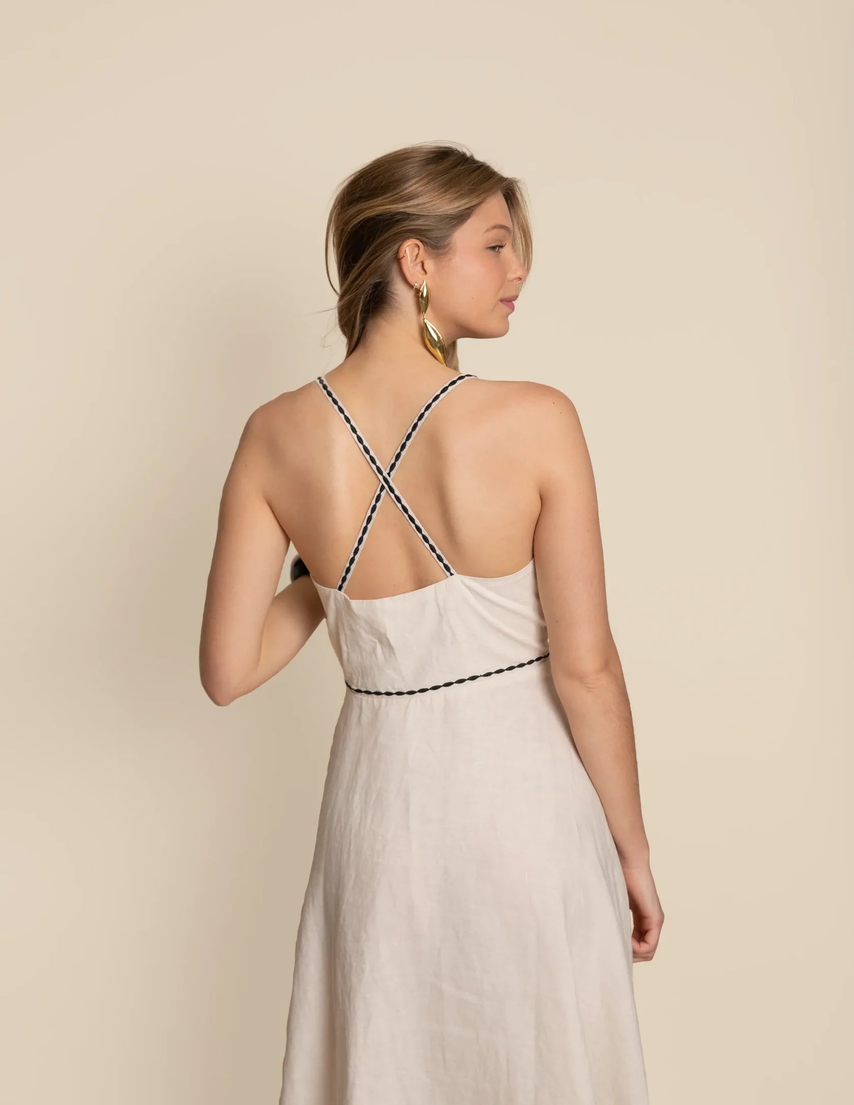 Vestido capa bordados