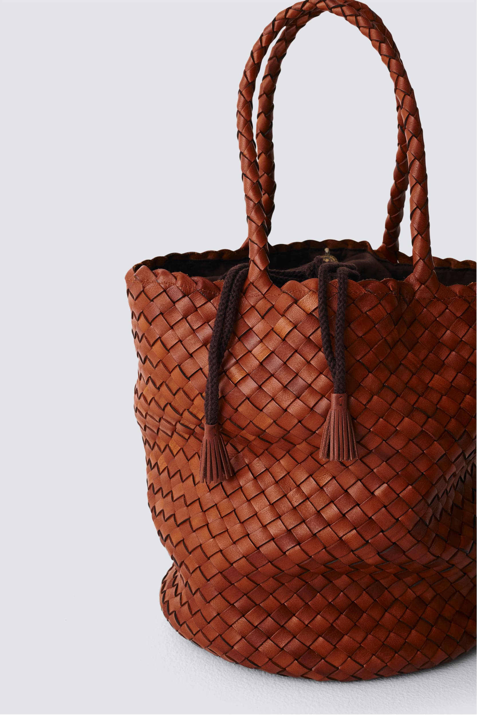 JACKY BUCKET W/ LINING TAN