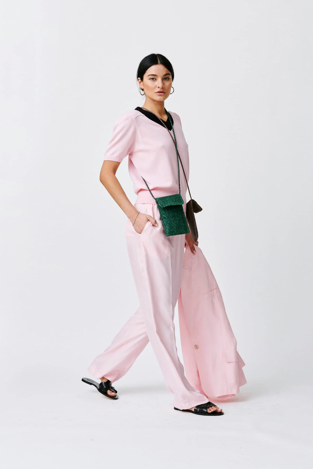 PHONE CROSSBODY FOREST GREEN