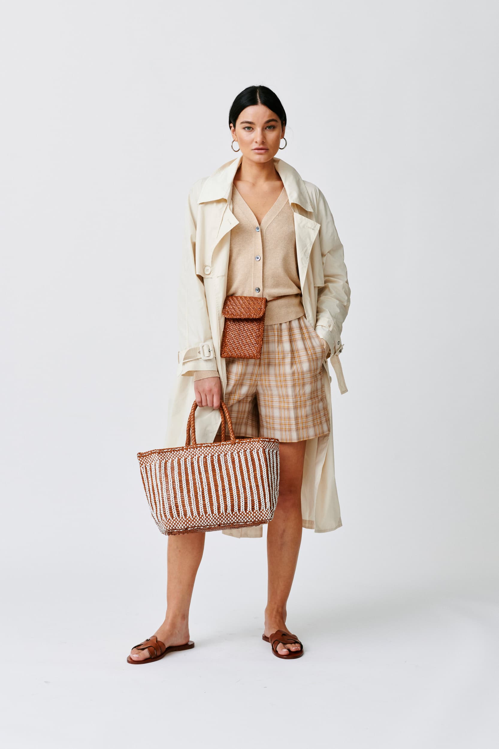 PHONE CROSSBODY TAN