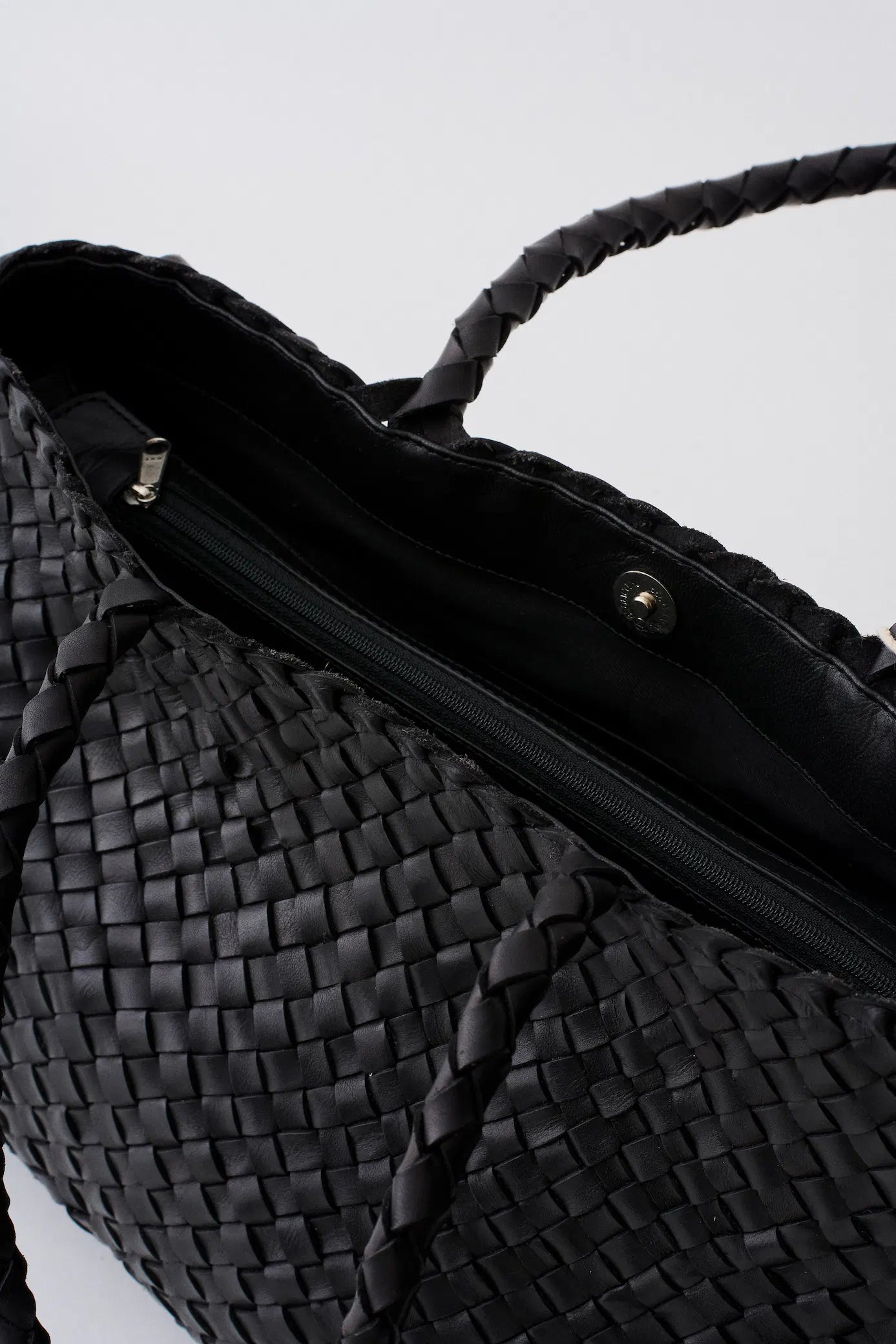 VINTAGE MESH TOTE BLACK